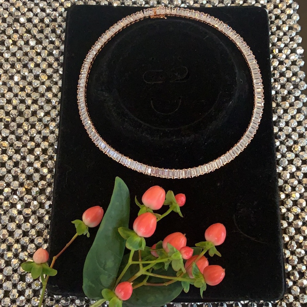 ❣️Swarovski Crystals 14K Rose Gold plated Necklace